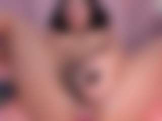 CataleyaBianchi's Live Sex Cam Show