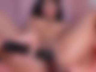 CataleyaBianchi's Live Sex Cam Show
