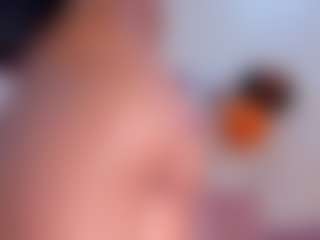 CataleyaBianchi's Live Sex Cam Show