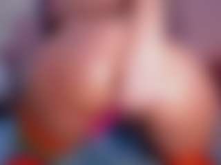 CataleyaBianchi's Live Sex Cam Show