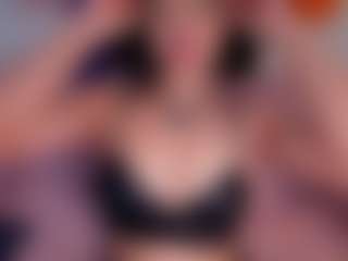 CataleyaBianchi's Live Sex Cam Show