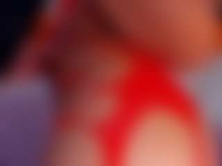 CataleyaBianchi's Live Sex Cam Show