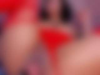CataleyaBianchi's Live Sex Cam Show