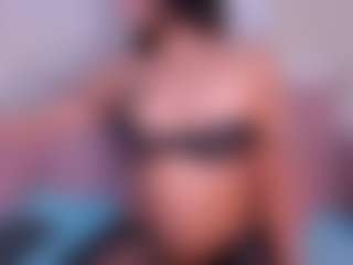 CataleyaBianchi's Live Sex Cam Show