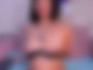 CataleyaBianchi's Live Sex Cam Show