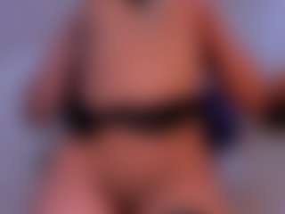CataleyaBianchi's Live Sex Cam Show