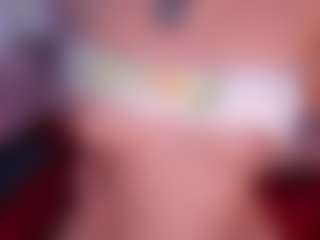 Live cam show with CataleyaBianchi - Striptease on Dolls Live