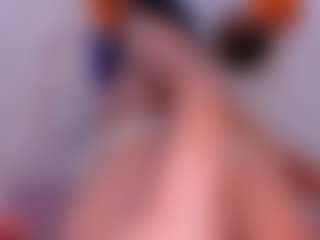 CataleyaBianchi's Live Sex Cam Show