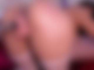 CataleyaBianchi's Live Sex Cam Show