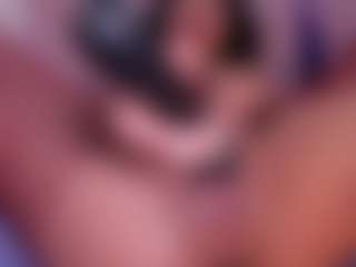 CataleyaBianchi's Live Sex Cam Show
