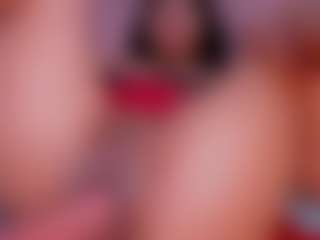 CataleyaBianchi's Live Sex Cam Show