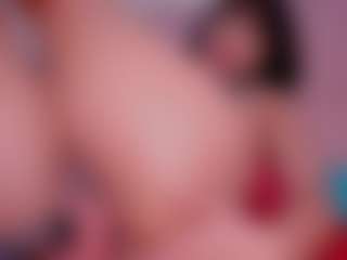Live cam show with CataleyaBianchi - Petite on Camiplay Live