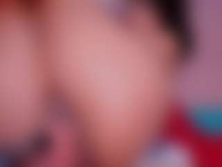 CataleyaBianchi's Live Sex Cam Show