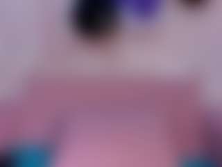 CataleyaBianchi's Live Sex Cam Show