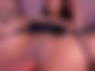 CataleyaBianchi's Live Sex Cam Show