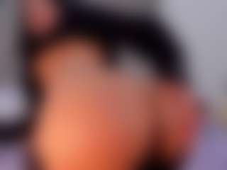 CataleyaBianchi's Live Sex Cam Show