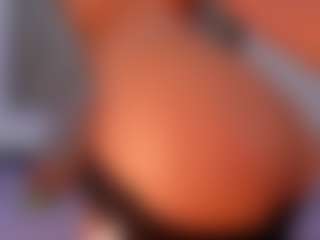 CataleyaBianchi's Live Sex Cam Show