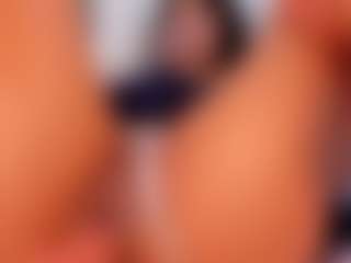 CataleyaBianchi's Live Sex Cam Show