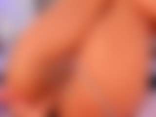 CataleyaBianchi's Live Sex Cam Show