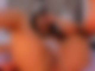CataleyaBianchi's Live Sex Cam Show