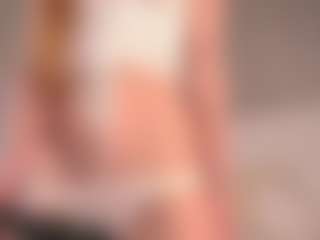Live cam show with Ellie - Squirt on live18s.com