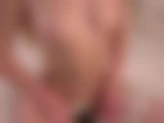 Live cam show with Ellie - Joi on iamadamtest123.com