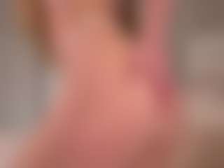 Live cam show with Ellie - Red Hair on Camsoda
