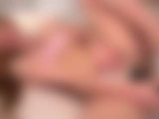 Live cam show with Ellie - Young Adult on Nude Live Now