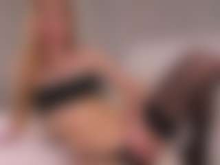 Ellie's Live Sex Cam Show
