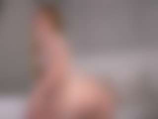 Ellie's Live Sex Cam Show