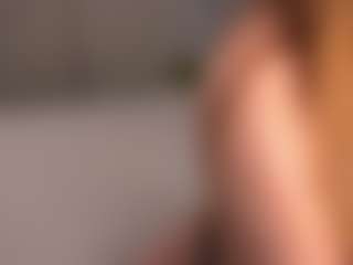 Ellie's Live Sex Cam Show