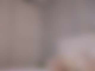 Live cam show with Ellie - Camel Toe on Sex Cam Show
