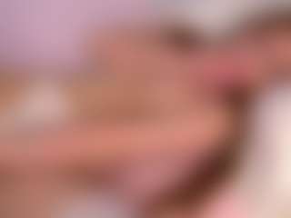 Live cam show with Ellie - Blue Eyes on Soda Cam