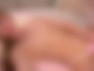 Live cam show with Ellie - Red Hair on Mixed Magazine Live