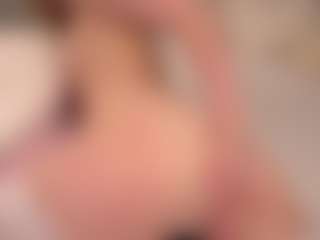 Live cam show with Ellie - Lush on xxxlivecams.org