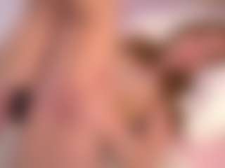 Ellie's Live Sex Cam Show