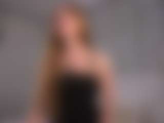 Live cam show with Ellie - Average on alttransgirls