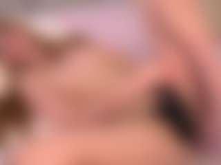 Live cam show with Ellie - Spank Red Hair on Fit Hotties