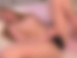 Live cam show with Ellie - Red Hair Amateur on milfzrlive.com