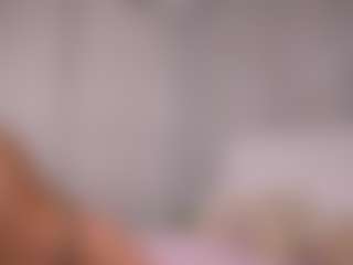 Live cam show with Ellie - Joi on Camsoda