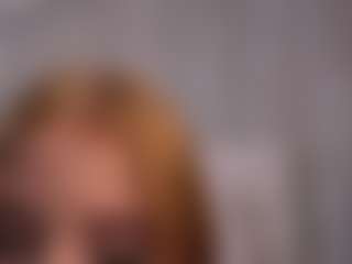 Live cam show with Ellie - Strip Red Hair on Instabang