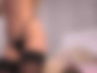 Live cam show with Ellie - Red Hair Amateur on StripNow