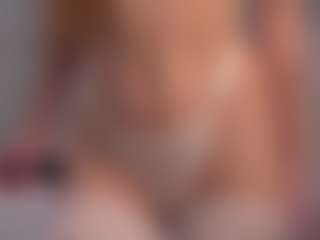 Ellie's Live Sex Cam Show