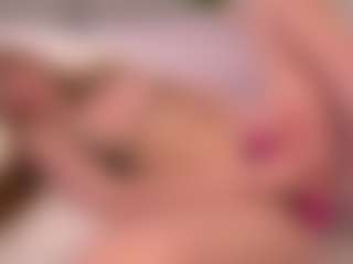 Ellie's Live Sex Cam Show