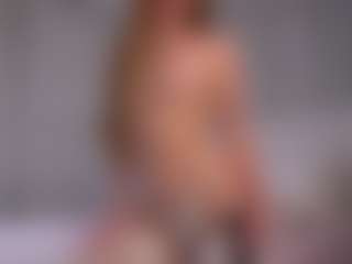Ellie's Live Sex Cam Show
