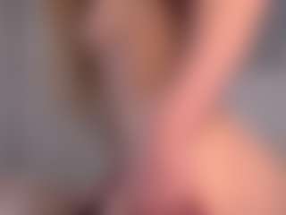 Ellie's Live Sex Cam Show