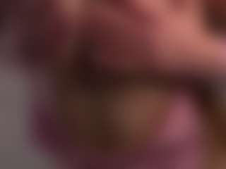 Live cam show with Ellie - Red Hair Teen (18+) on CamClone