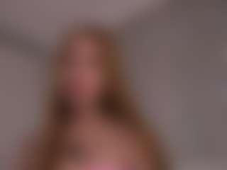 Live cam show with Ellie - Red Hair Teen (18+) on Fit Hotties