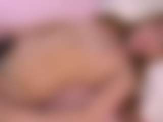 Live cam show with Ellie - Solo on SmokeAndPoke