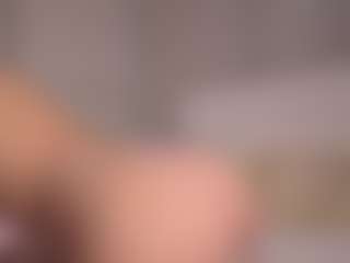 Ellie's Live Sex Cam Show